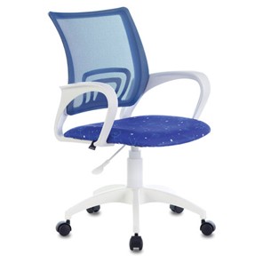 Офисное кресло Brabix Fly MG-396W (с подлокотниками, пластик белый, сетка, темно-синее с рисунком "Space") 532405 в Иваново
